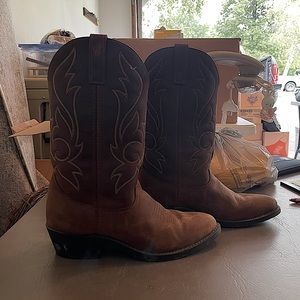 Mens Cowboy Boots- 9D Brown